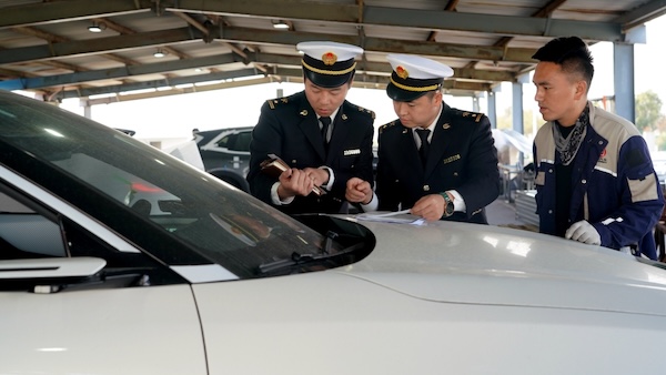 Ningbo Port's auto exports hit record highs in 2025