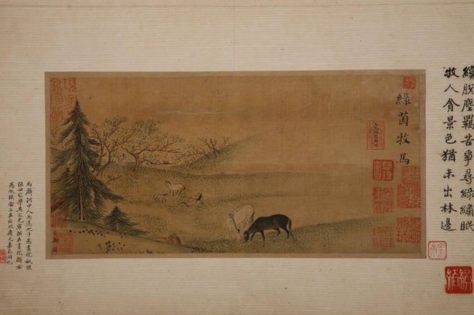 Good luck comes on horseback at the gallop in Chongqing exhibition