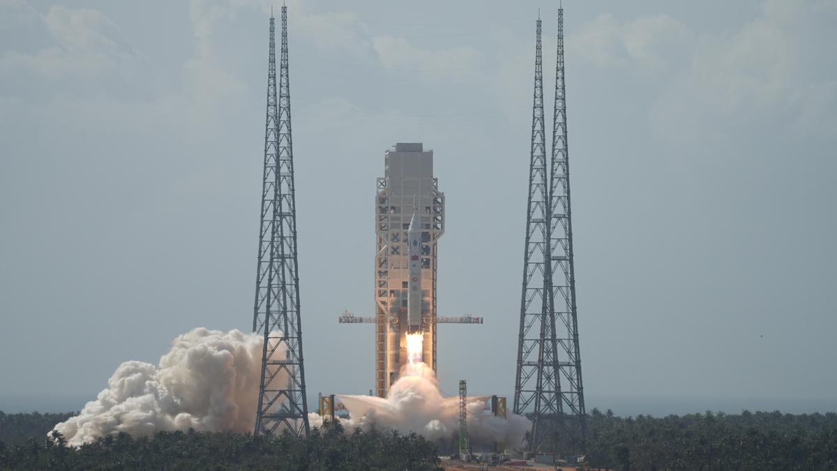 China successfully conducts key flight test for manned lunar mission