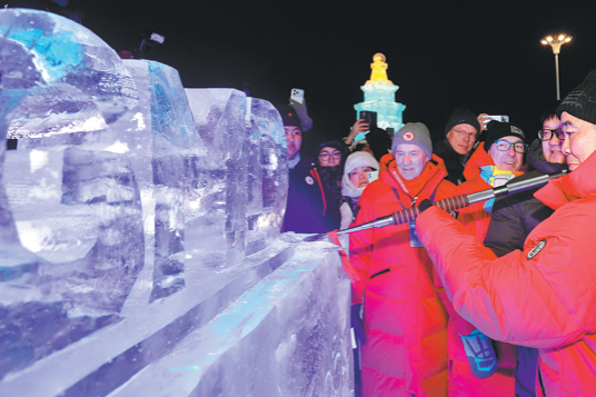 Mayors warm to ice-and-snow economy