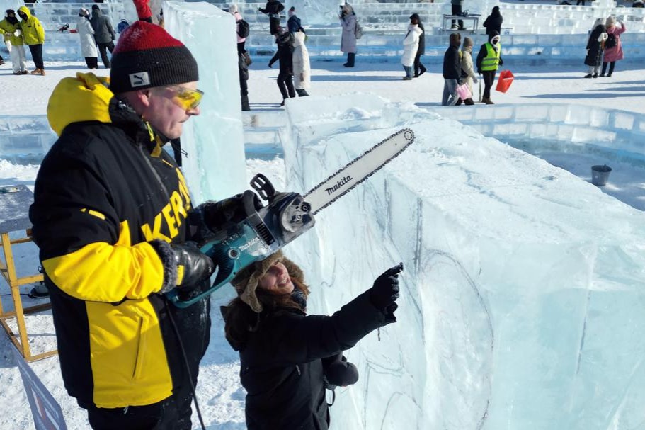 Russian team wins Harbin International Ice Sculpture Competition