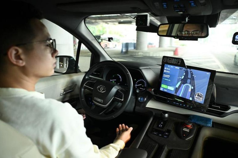 Major autonomous driving players surpass 1,000-unit robotaxi fleet