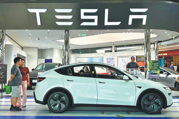 Tesla shifts gears to AI, robotics amid decline