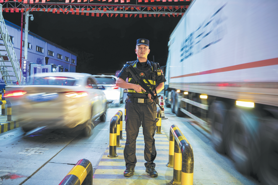 Border officers dedicated to work