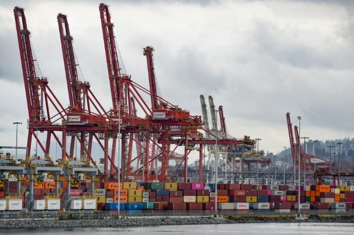 Extra tariffs on Canada to be suspended