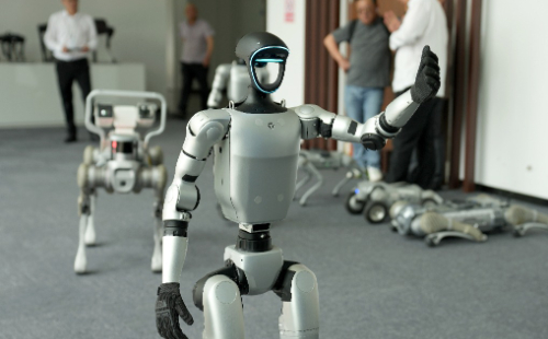 Zhejiang's tech growth underpins China's stock market rally: PBOC governor