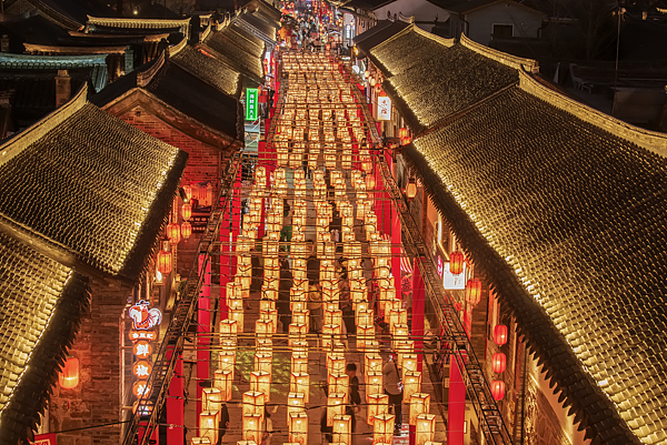 Yantai gallops into the Year of the Horse with festive events