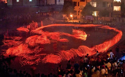 Explore Quzhou's rich cultural traditions