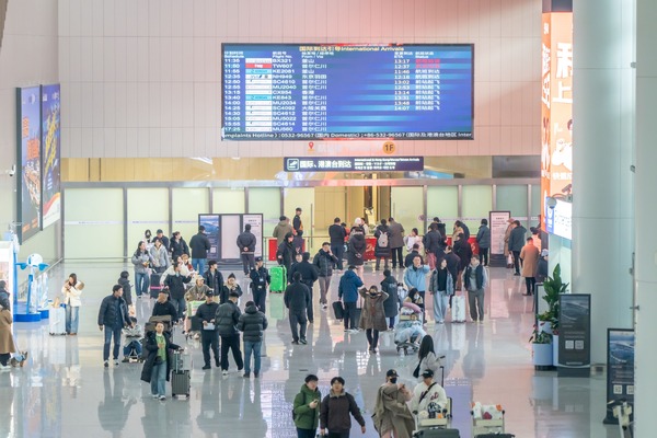 Spring Festival travel surges at Qingdao airport