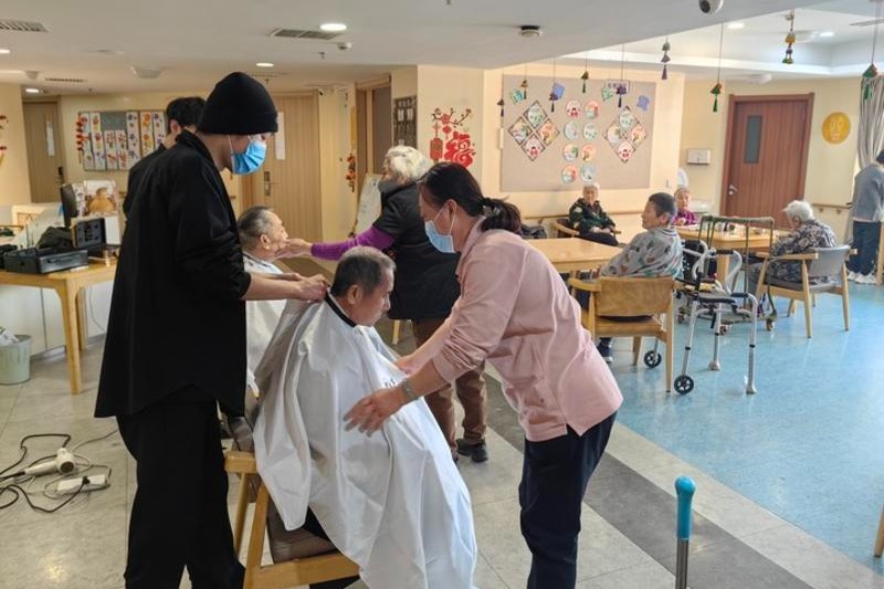 Policy pushes expansion of social work