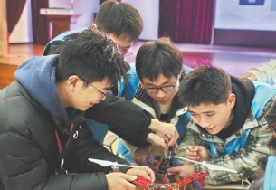 Sino-Thai youth deepen ties through study tour