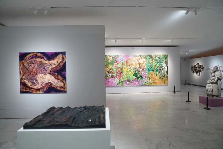 A tribute to contemporary Chinese women's art in Beijing