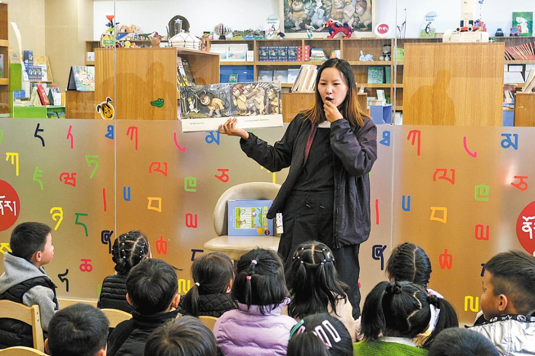 Bookstore fosters love for Tibetan language among kids