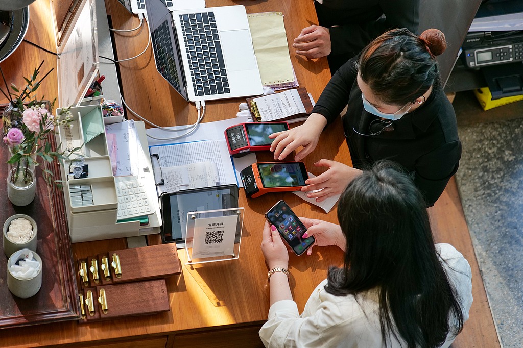 Spending in China boosted by prize-linked invoices