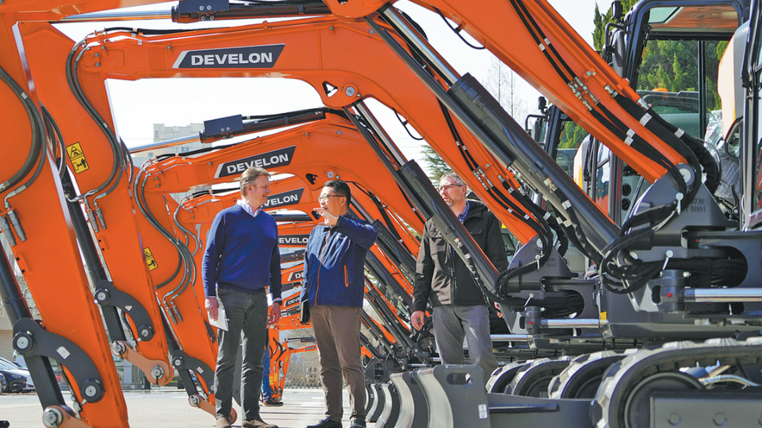 Factories hum on rising overseas demand