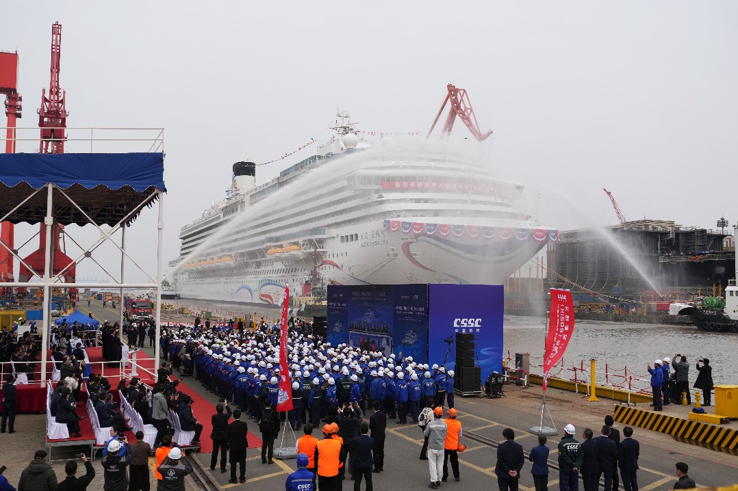 China's second homegrown large cruise ship undocked in Shanghai