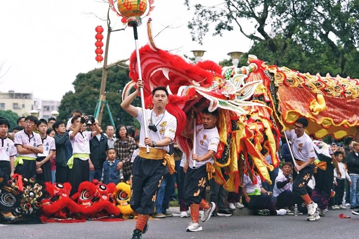 Festive events ignite Xiangzhou's Spring Festival tourism boom