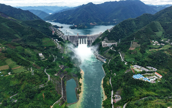Hechi charges ahead for high-quality growth in spring