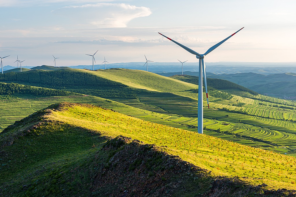 China records historic green power shift