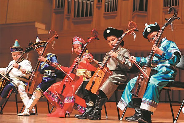 Instrument steeped in history stirs modern audiences