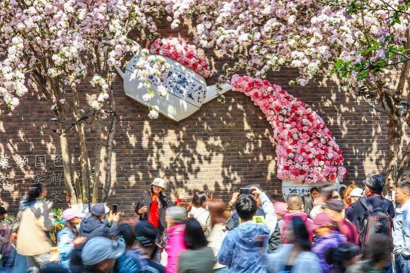 Vibrant consumption growth seen during festival holiday