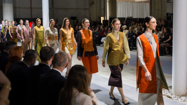 Ningbo qipao show wins praise by Chinese ambassador to North Macedonia