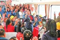 Shanxi launches upgraded tourist train for 2026