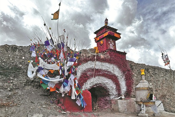 A stone testament to enduring ties
