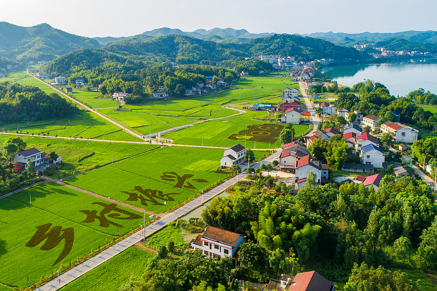 China bolsters expansion of poverty alleviation gains