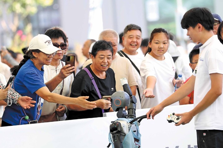China's flourishing service sector offers new opportunities