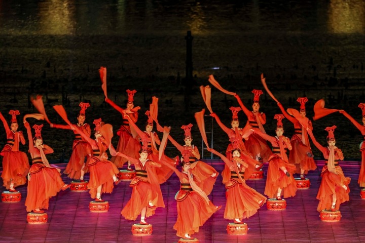 Water show revitalizes ancient splendor