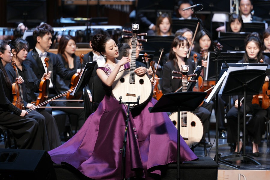 Zhongruan virtuoso expands tradition through new works