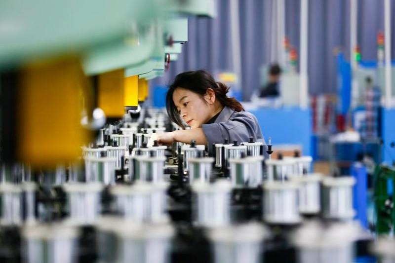 China's manufacturing sector continues expansion, data shows