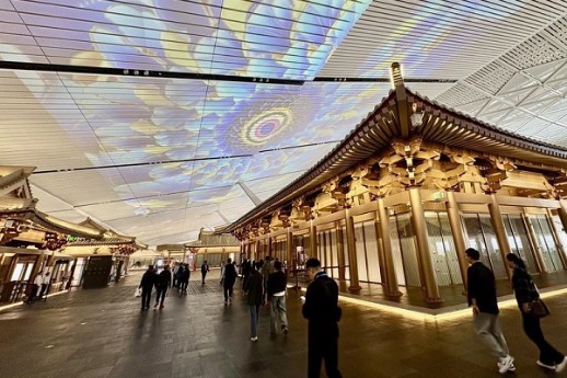 Xi'an hosts media tour to airport
