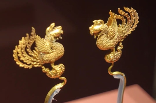 Excavated gold and silver treasures on view in Suzhou