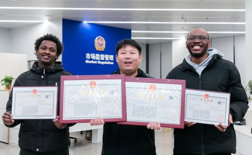 Young entrepreneur from Quzhou collaborates with African partners in agricultural trade