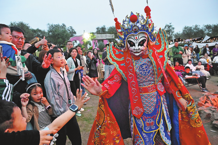 China's service trade grows in Q1 amid tourism boom