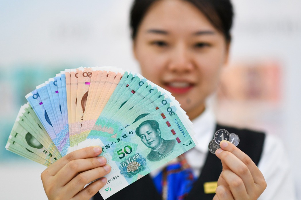 Chinese currency gaining traction in global markets