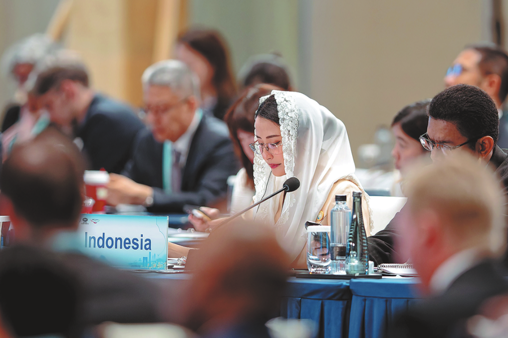 Deeper opening-up pledged to support regional growth