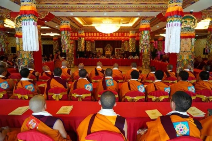 34 Tibetan Buddhists awarded special doctorates in Beijing