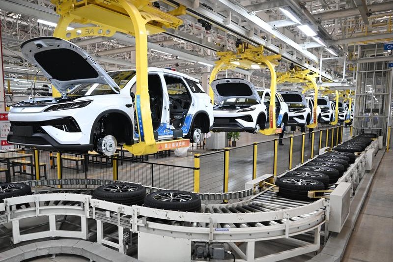 Manufacturers have strong four months