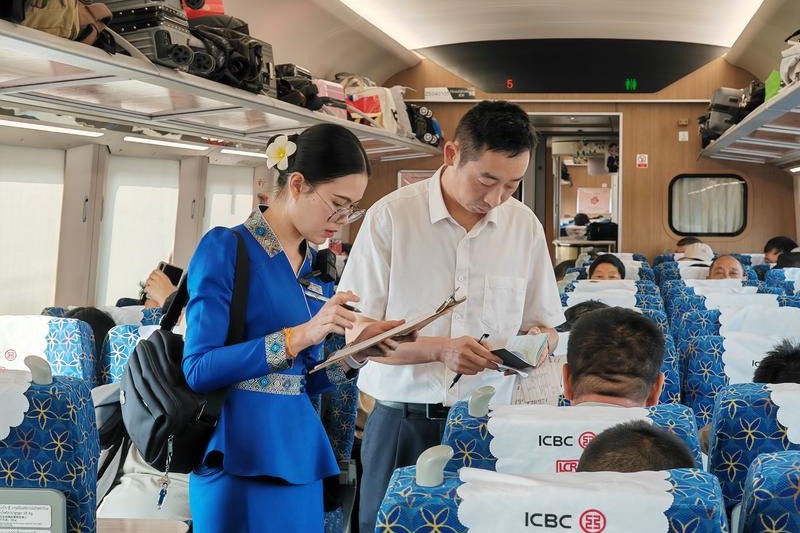 China-Laos Railway sees rising cross-border passenger traffic