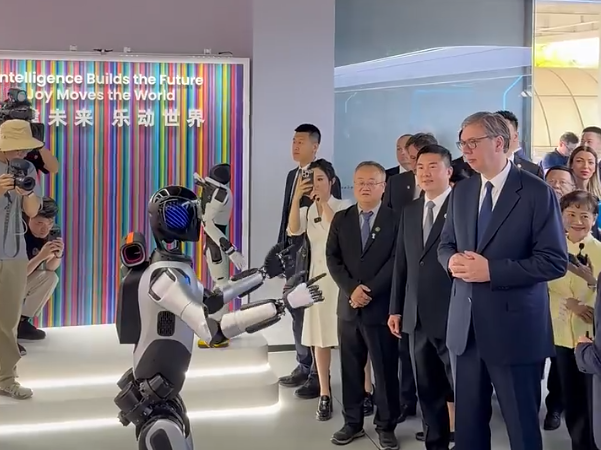 Serbian president lauds China's industrial progress