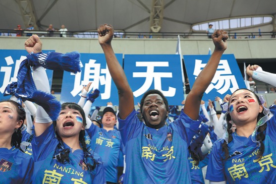 World Cup sparks expats' 'Suchao' interest