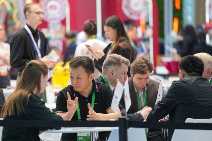 China unveils action plan to better utilize foreign investment