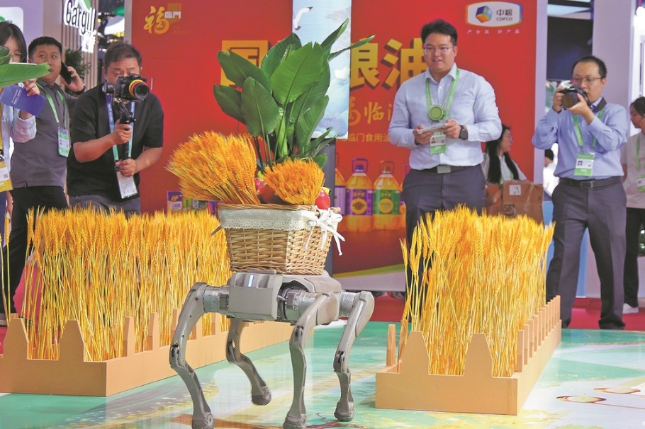 Closer industrial collaboration urged