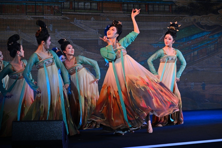 The "Silk Road · Poetry Road" campaign debuts in Xi'an to celebrate Chinese civilization