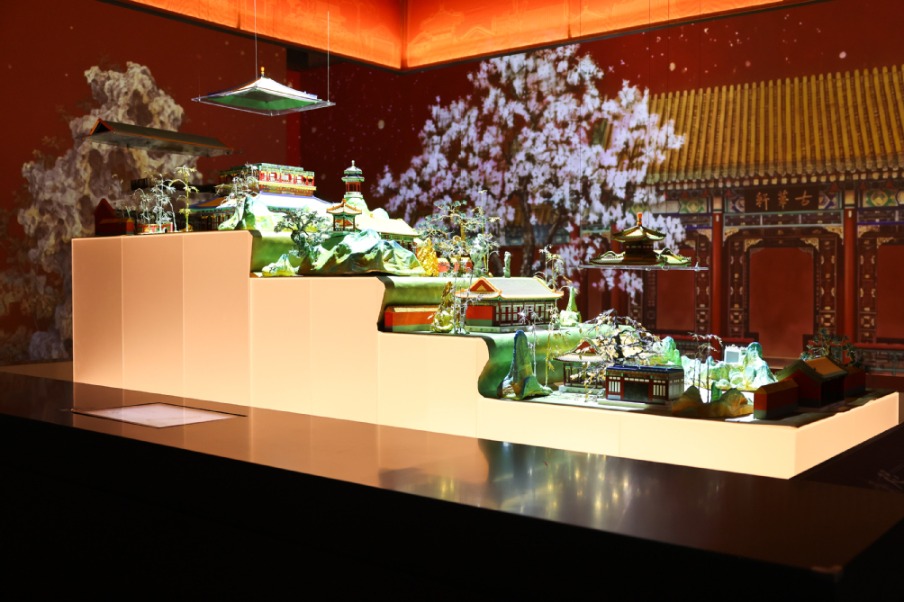 Step inside an emperor's inner world