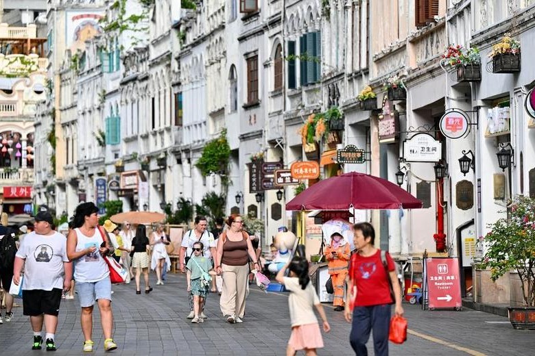 Steady economic improvement reported