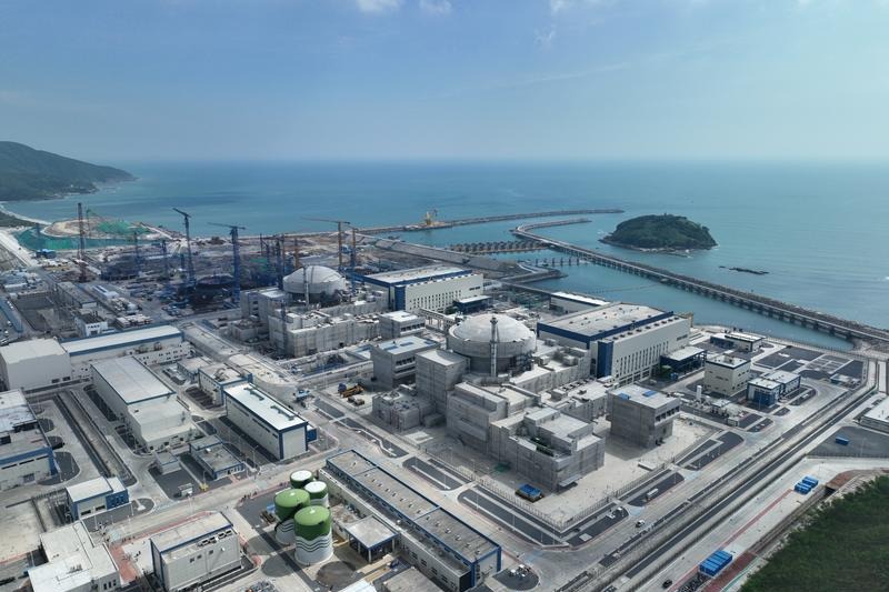 8 new nuclear reactors given full approval